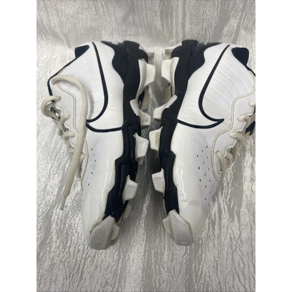 Nike Diamond  Size 4.5Y Baseball‎ Cleats White/Black DJ6525-101